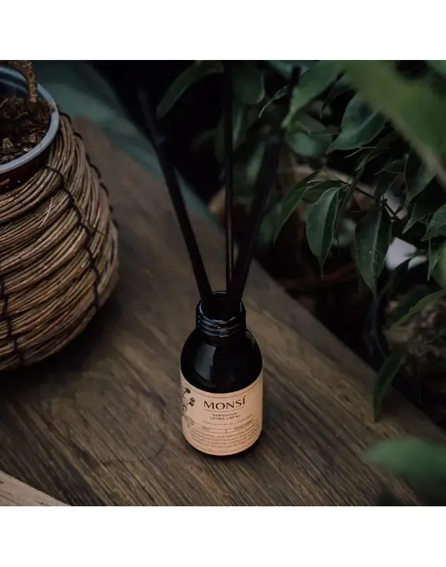 100ml. namų kvapas su lazdelėmis Gervuogė ir lauro lapas